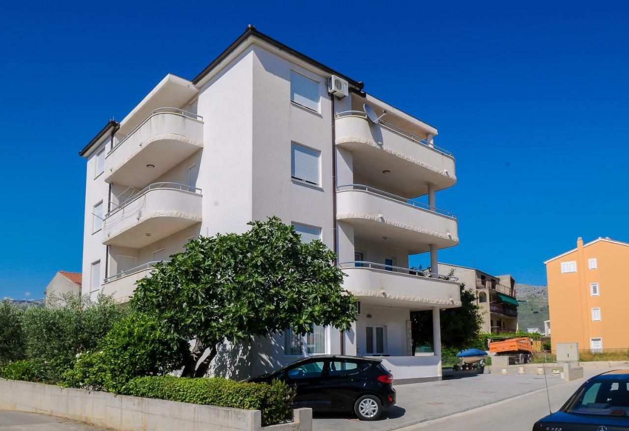Apartment Neva سبليت المظهر الخارجي الصورة