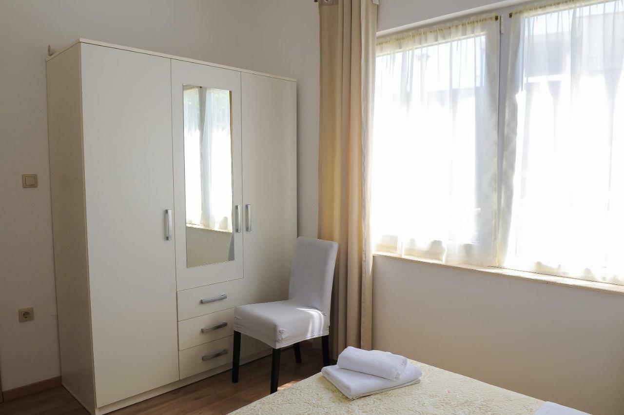 Apartment Neva سبليت المظهر الخارجي الصورة