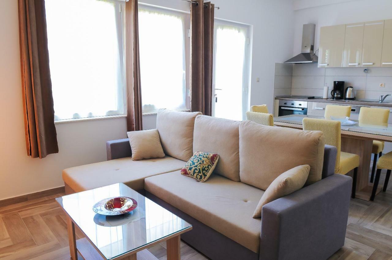 Apartment Neva سبليت المظهر الخارجي الصورة