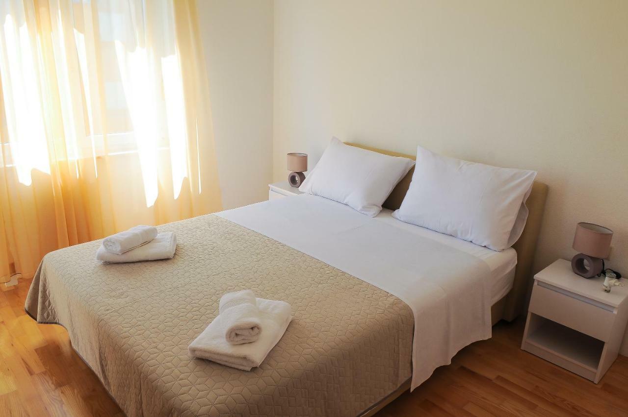 Apartment Neva سبليت المظهر الخارجي الصورة
